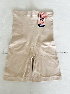 NWT: Shapermint Essentials High-Waist Shaper Shorts in Beige women’s XL/2XL